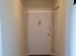 3121 Middletown Rd, Bronx, NY 10461