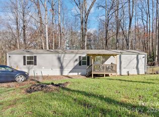 29 Long Ridge Rd, Candler, NC 28715