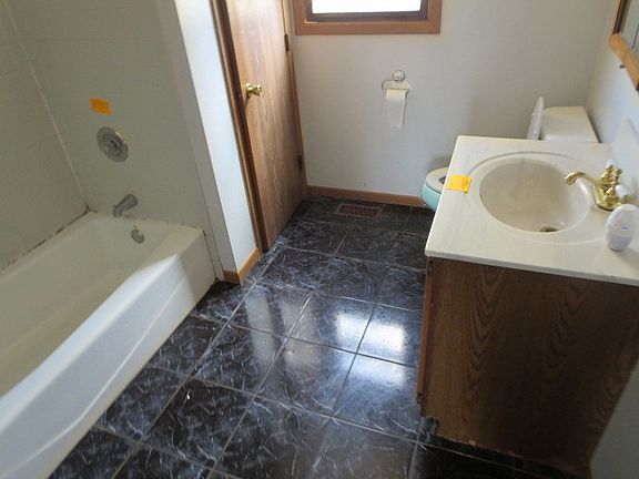 5th image of 1524 N Channel Dr