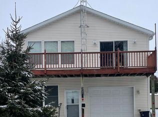 213 N Jefferson St, Cuba City, WI 53807
