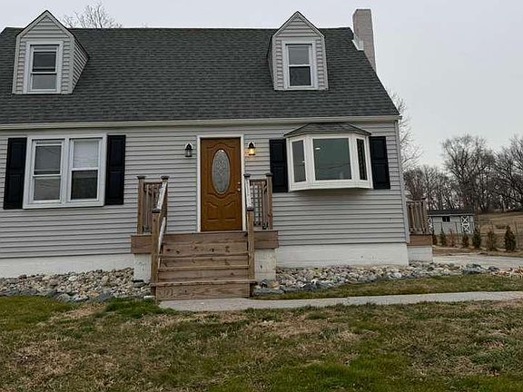 2nd image of 170 Airport Rd