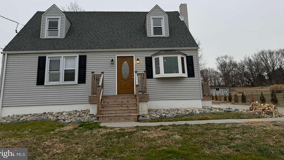 2nd image of 170 Airport Rd