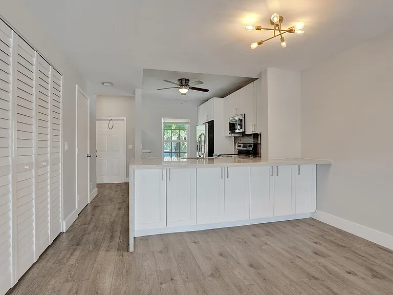9913 NW 57th Mnr — Photo 13