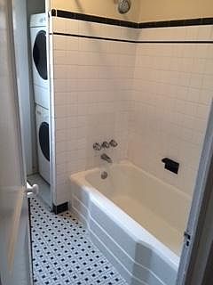 3rd image of 823 S 9th St Floor 3