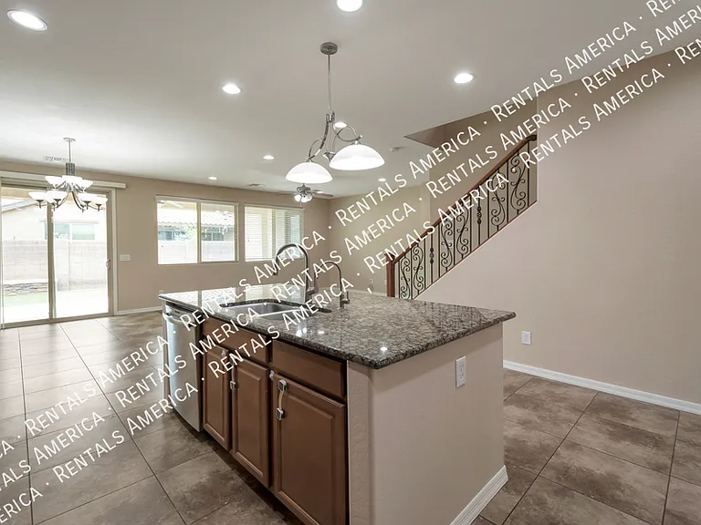 267 E Kaibab Dr — Photo 5