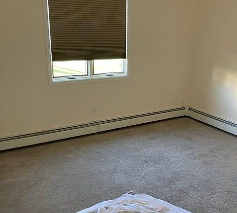 5th image of 81 Aspinwall St Floor 2