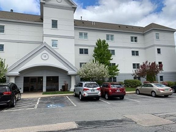 Sky Meadow Apartments Nashua Nh Zillow