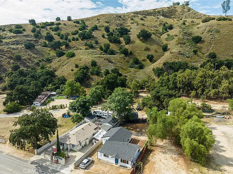 30160 San Martinez Rd #B — Photo 9