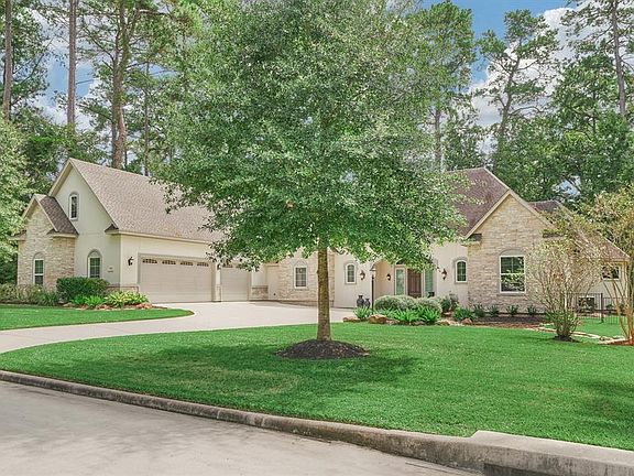 5th image of 300 W Pines Dr