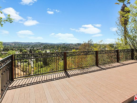 4th image of 5722 Wallis Ln