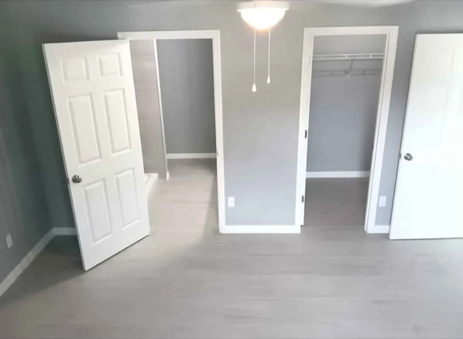 6492 SW 202nd Ct — Photo 3