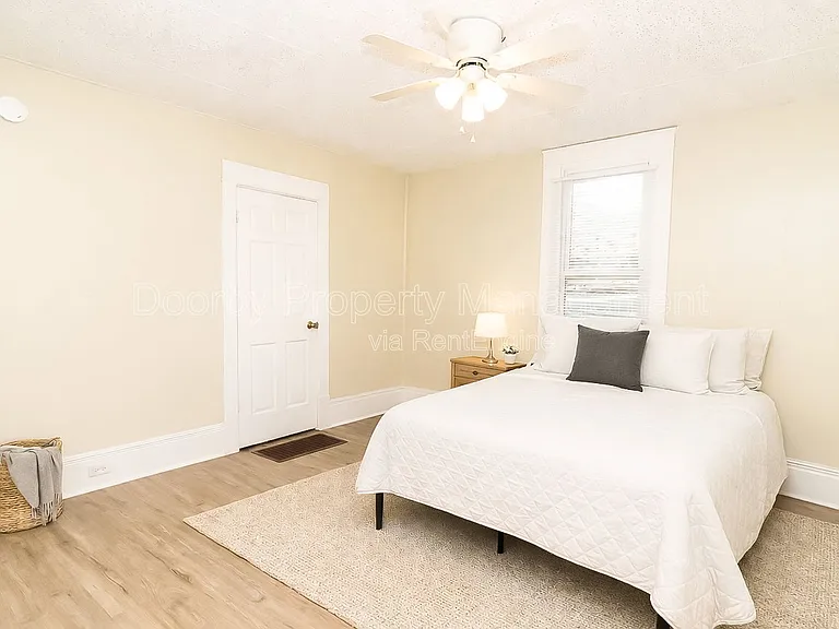 2612 E 19th St — Photo 9