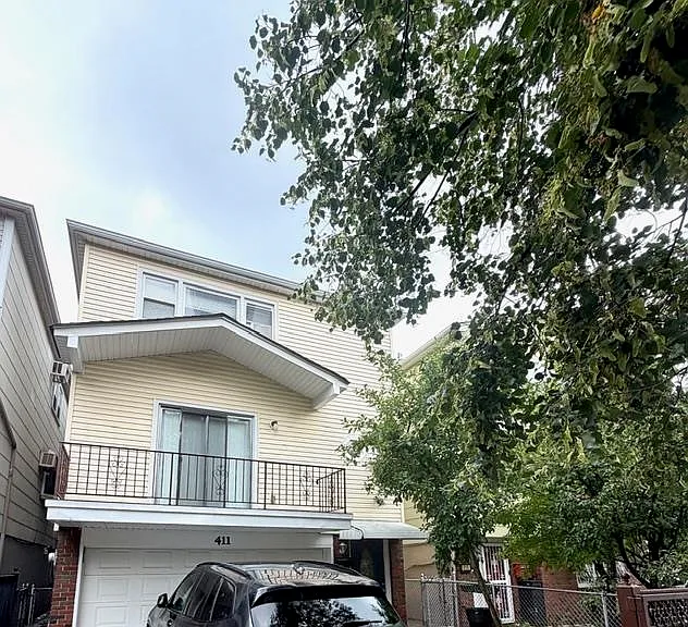 411 Manila Ave #1 — Photo 1