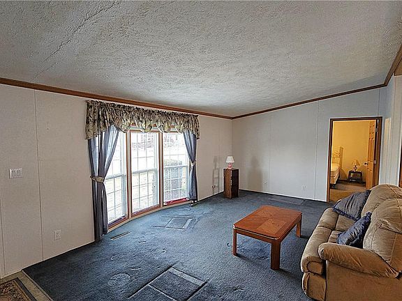 2nd image of 4173 Bunker Hill Ln W
