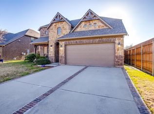 2747 Elmwood Dr, Burleson, TX 76028