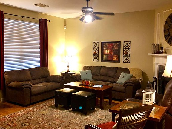 4th image of 225 Rosegate Dr