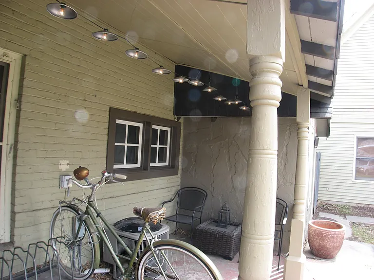 600 Remington St — Photo 3