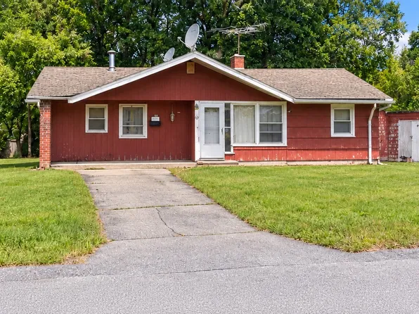 44 Bernard Cir, Brockton, MA 02302