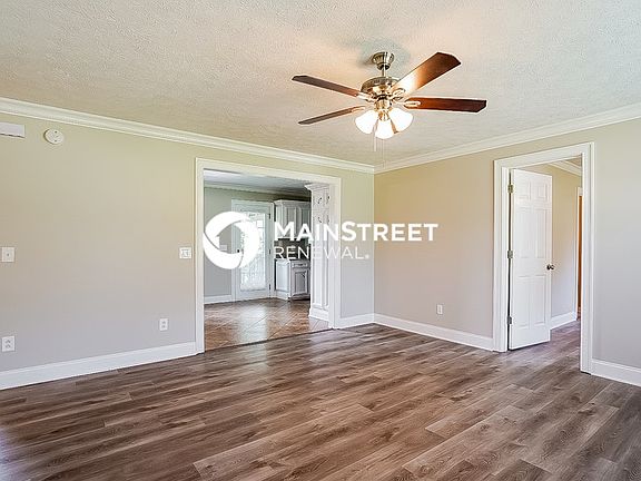 3rd image of 209 Rapid Waters Ct