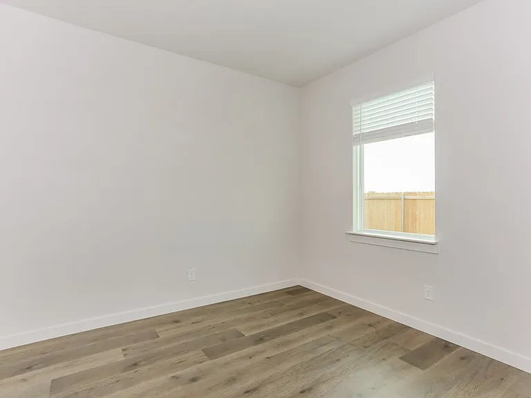 208 Julian Davis Dr — Photo 16
