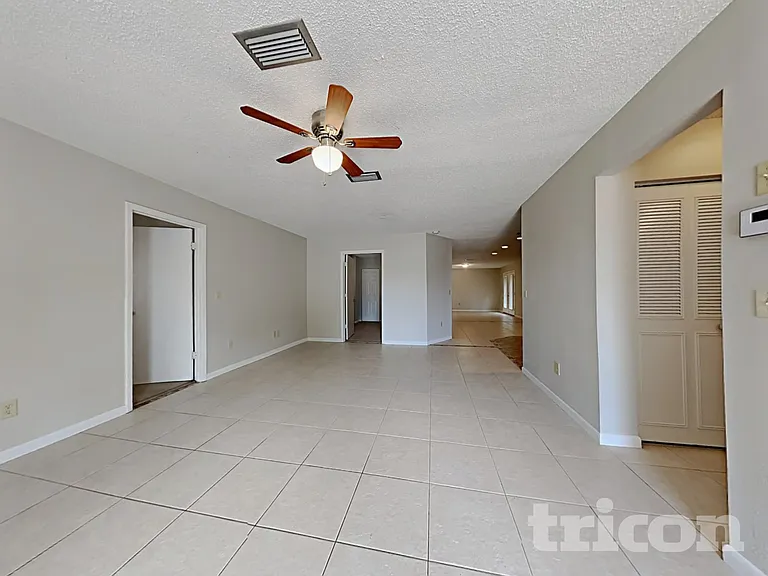 3320 Garden Ave — Photo 2