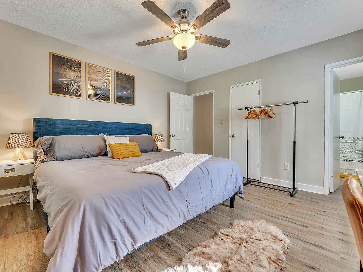 1329 Walker Ave — Photo 3