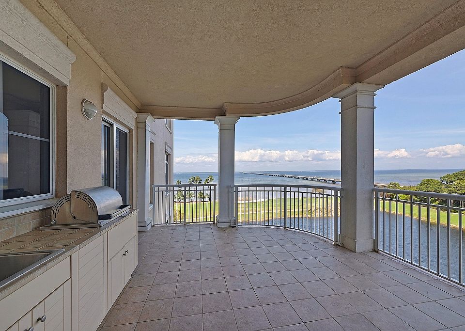 1st image of 400 Kelly Plantation Dr Unit 704