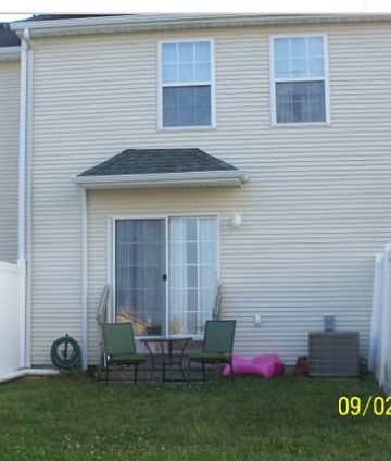 2nd image of 153 Yorktown Blvd