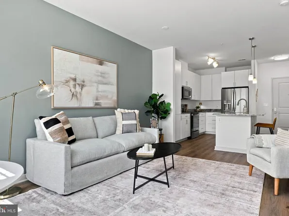 10755 Fairgrounds Dr Unit 138, Fairfax, VA 22030