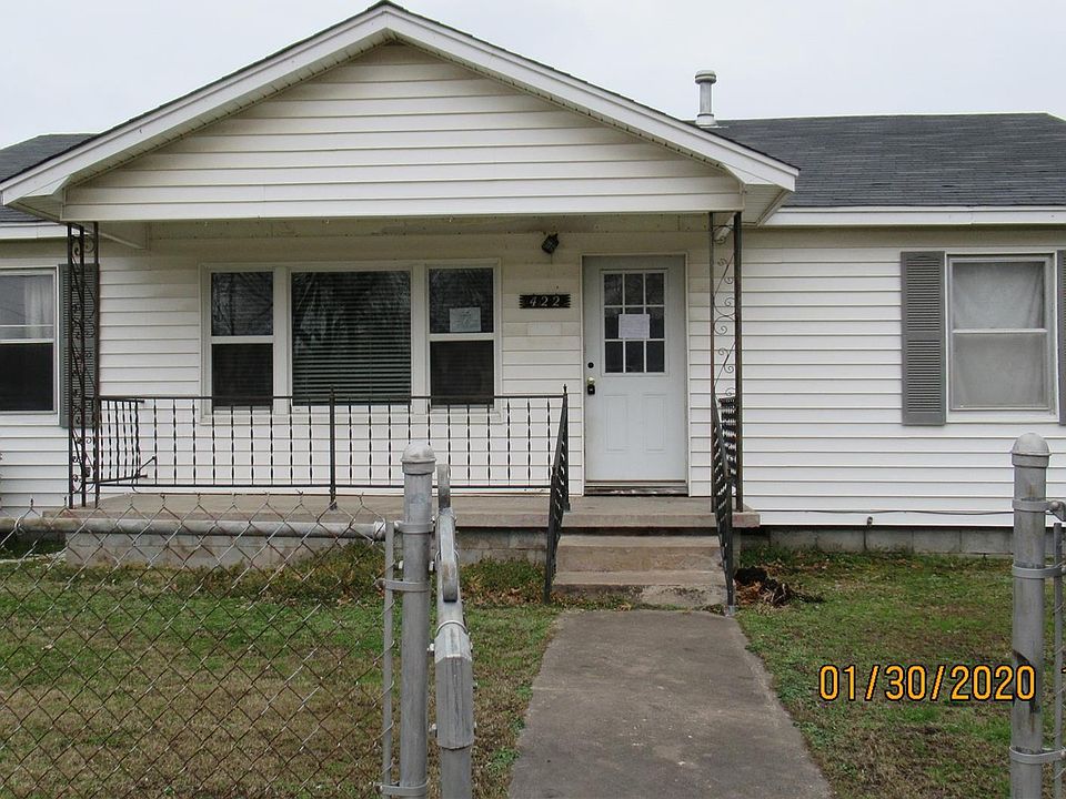 1st image of 422 W 5th St