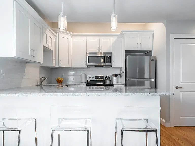 11-13 Plymouth St #3D — Photo 13