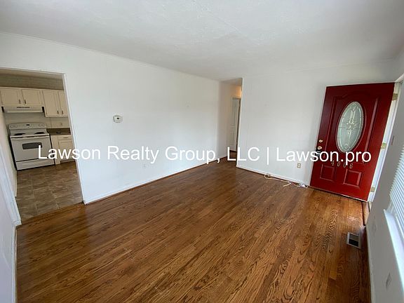 4th image of 4006 Wyoming Ave NW