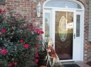 227 S Pickens Bridge Rd, Johnson City, TN 37615