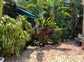 4110 Ventura Ave, Miami, FL