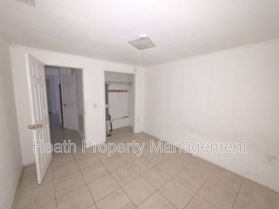 3rd image of 504 6th Ave NW