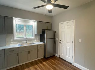 175 Barnaby St #1, Fall River, MA 02720