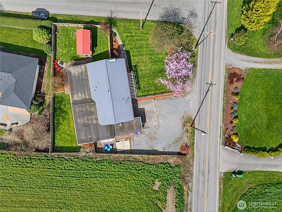 2nd image of 14612 Avon Allen Rd