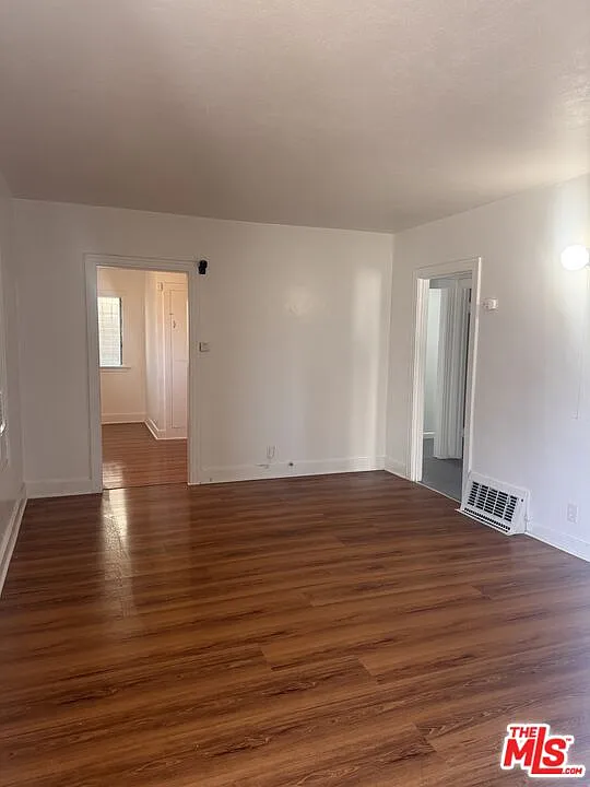 8 bed, 2.0 bath, 1564 sqft, $6,500 — Photo 2