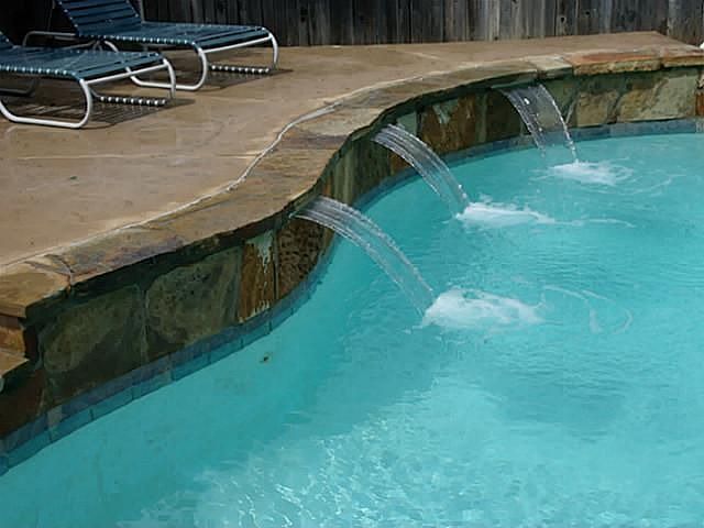 2nd image of 2309 Sage Ln
