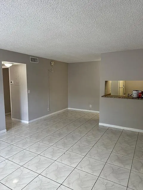 2 bed, 2.0 bath, 768 sqft, $1,850 — Photo 3