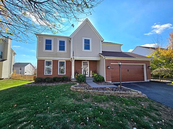 2nd image of 735 Manchester Cir N