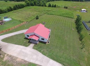 89 Spring Ck Rd, Waverly, TN 37185