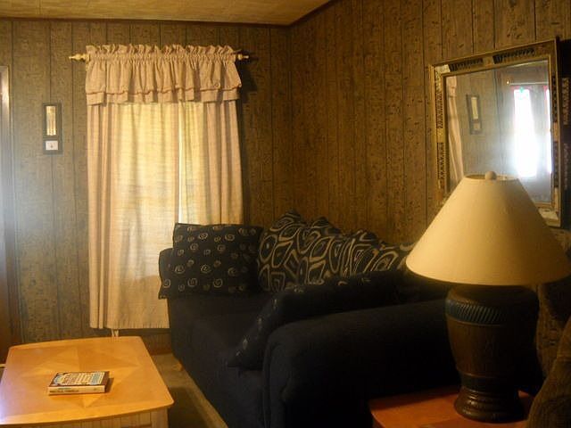 2nd image of 141 Highway 652