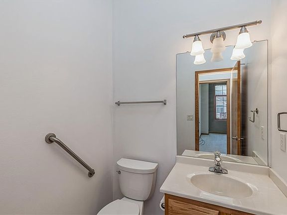 5th image of 6517 Manton Ct