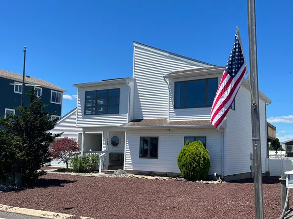 102 Jeanne Dr, Manahawkin, NJ 08050
