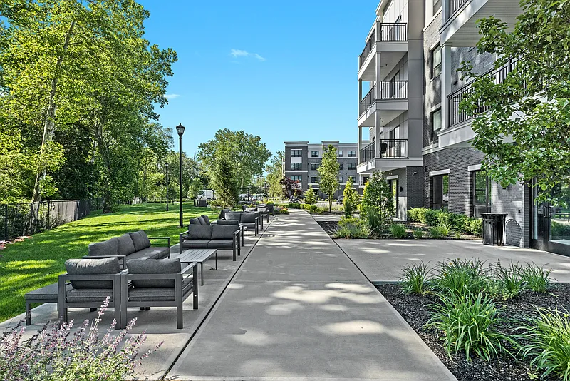 Walnut Hill — Photo 2
