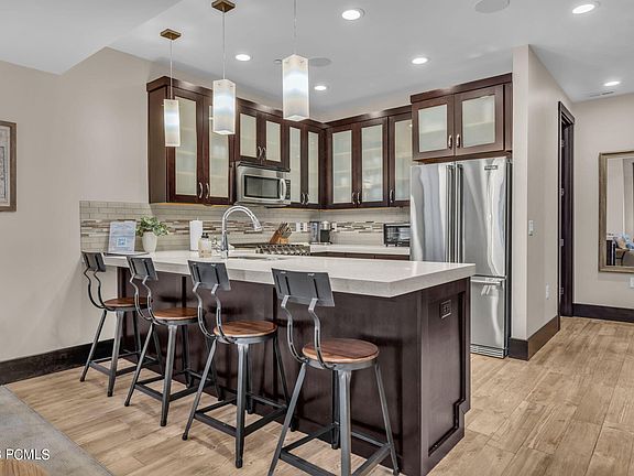 5th image of 3780 Blackstone Dr #21
