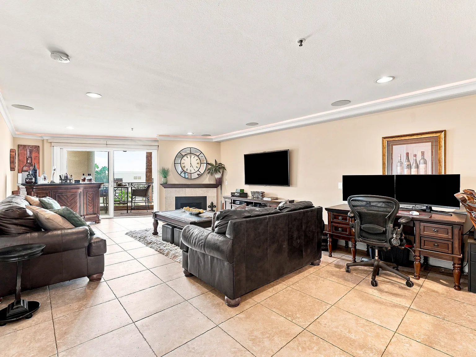 1 bed, 1010 sqft, $3,750 — Photo 1