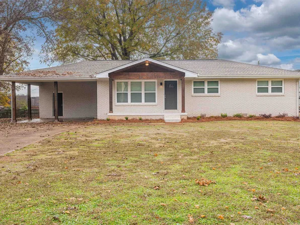 1316 Joe Wheeler Dr, Tuscumbia, AL 35674