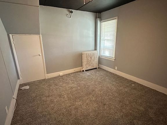 2nd image of 203 S Glenwood Ave #1